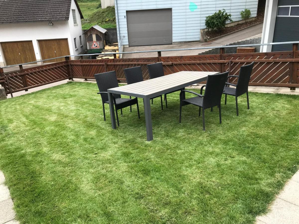 Wenzels Ferienwohnung Im Suedschwarzwald Щюлинген Екстериор снимка