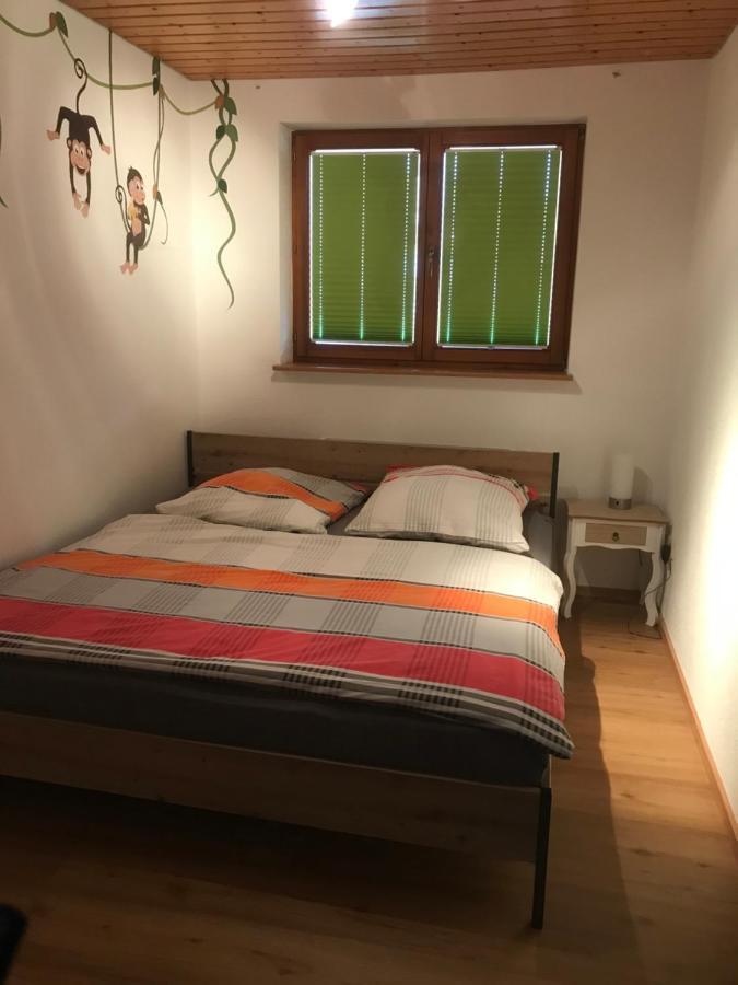 Wenzels Ferienwohnung Im Suedschwarzwald Щюлинген Екстериор снимка